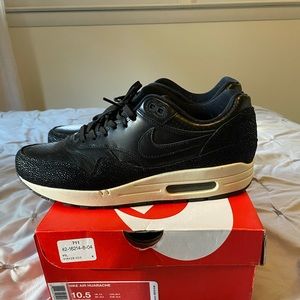 Nike Air Max 1 “Stingray Pack” Size 10.5